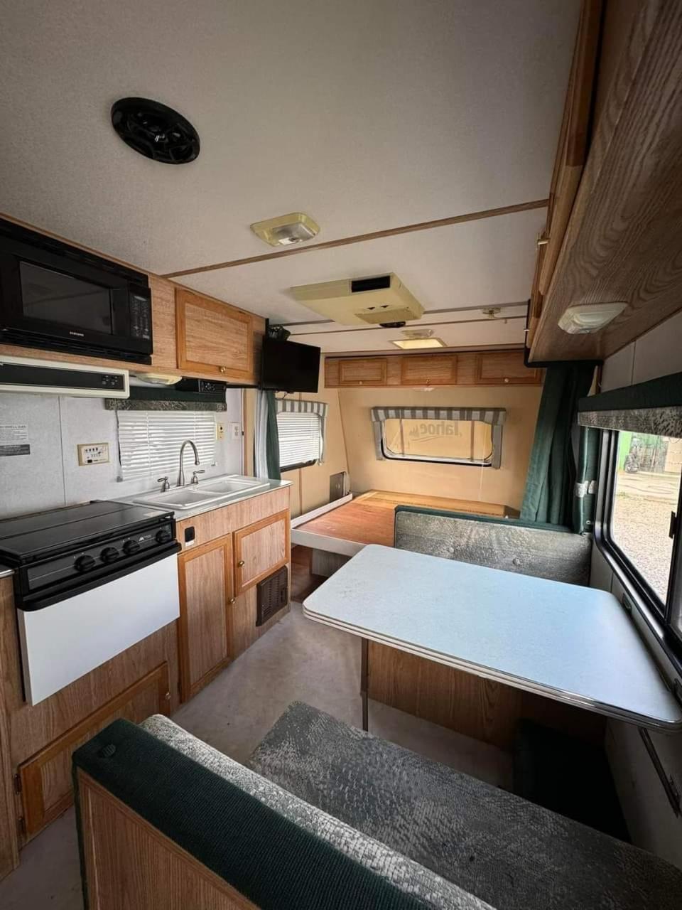 Casa Movil-traila Tierra Roja Holiday home Arandas